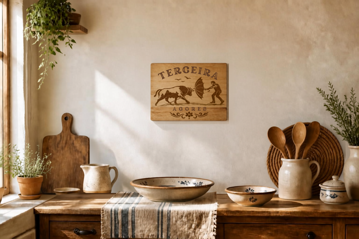 Terceira Bull & Capinha Engraved Cutting Board