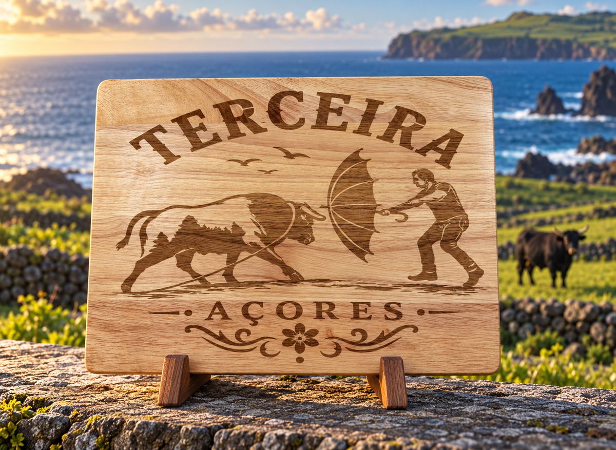 Terceira Bull & Capinha Engraved Cutting Board